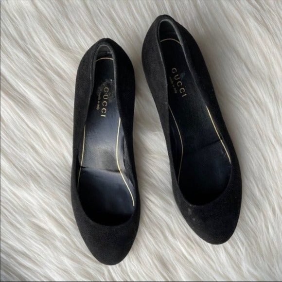 NEW Gucci Studded Suede Flats - Picture 9 of 11